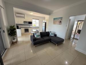 Η κουζίνα ή μικρή κουζίνα στο Marine Parade Holiday Unit 1