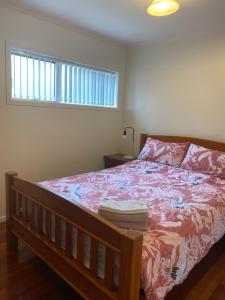 Guest Suite in Half Moon Bay客房内的一张或多张床位