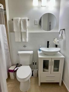 Ένα μπάνιο στο Yania’s Cozy Getaway +21 φωτογραφίες