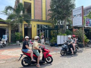 Imagine din galeria proprietății Neakru Guesthouse and Restaurant în Kampot