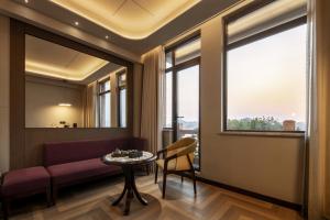 Posezení v ubytování Xiamen Lujiang Harbourview Hotel