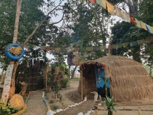 Pemsee's Tree Town - Eco-friendly,Tree house hostel外面的花园