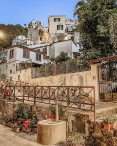 The building in which the holiday home is located
