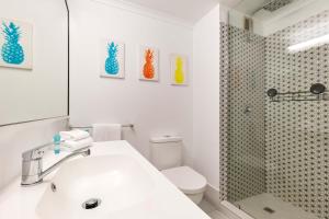 Koupelna v ubytování Studio Apartments At TreeTops Port Douglas