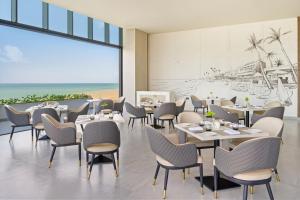 Posezení v ubytování Beach Bay Hotel Mirfa