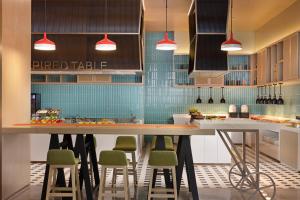 Dapur atau dapur kecil di Home2 Suite by Hilton Kunming Xishan