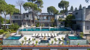 Bassein majutusasutuses Moksha Himalaya Spa Resort või selle lähedal