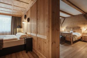 Postel nebo postele na pokoji v ubytování Hotel Antines + 37 fotografií