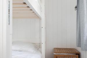 Postel nebo postele na pokoji v ubytování First Camp Torekov-Båstad + 31 fotografií