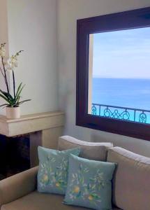 A seating area at Aegean Blue Horizon