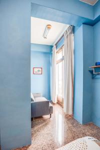 Rúm í herbergi á Green Island Ocean Rhythem dive B&B 綠島海韻民宿