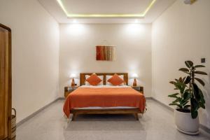 Postel nebo postele na pokoji v ubytování Balibay 3 - Luxurious Private Villa with Pool, Just Minutes from the City Center!