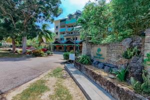 Zahrada ubytování Virgo Batik Resort Teluk Batik Lumut