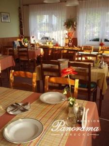 Restaurace v ubytování Cottage Panorama Sauna 9 rooms,12 bedrooms,27 beds