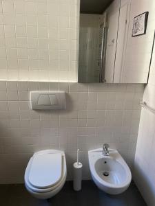 Koupelna v ubytování Santo Stefano Square + 13 fotografií