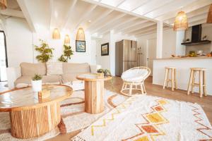 Ruang duduk di La Villa de la Mer