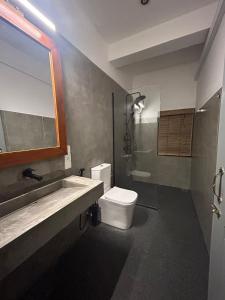 Fotografie z fotogalerie ubytování Gitano Surf Ahangama Beachfront v destinaci Ahangama