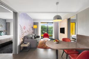 Istumisnurk majutusasutuses ibis Styles Mysuru