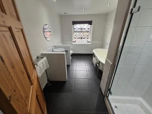 Gallery image of The Boathouse Wylam in Wylam +18 photos