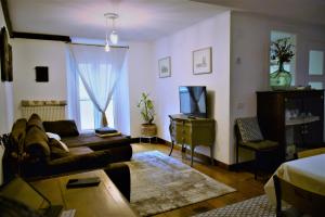 Μια τηλεόραση ή/και κέντρο ψυχαγωγίας στο Pamplona centro Mercaderes 12
