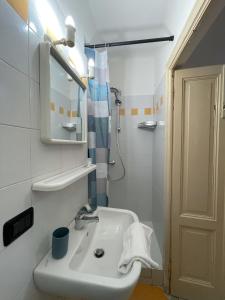 Imagen de la galería de Roncati 7 center town studio apartments, en Bellagio