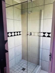Ένα μπάνιο στο EzamaXesibe Guest House Willowvale