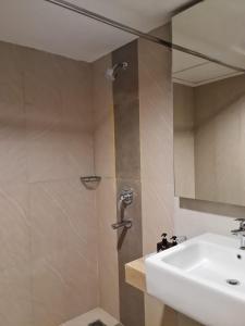 Koupelna v ubytování Bogor Icon Condotel By Holla