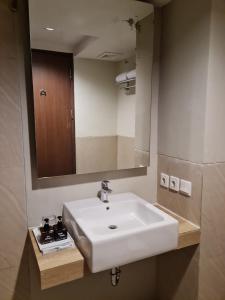 Koupelna v ubytování Bogor Icon Condotel By Holla