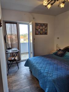 Postel nebo postele na pokoji v ubytování K-Rooms + 37 fotografií