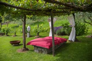 Zahrada ubytování Villa Artes with Free Hot Tub & Sauna