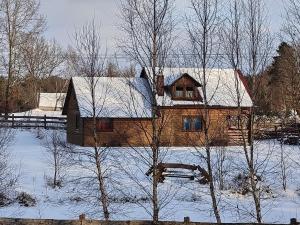 Obiekt Domek Nad Stawem zimą