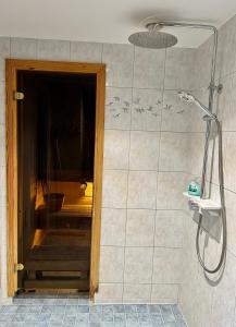 Koupelna v ubytování Kohtu Apartment Unique
