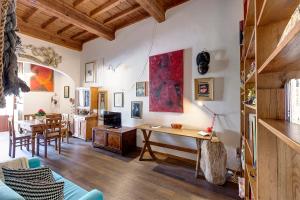 Posedenie v ubytovaní Art Apartment Sant Ambrogio