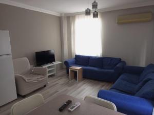 Μια τηλεόραση ή/και κέντρο ψυχαγωγίας στο Berk Apt