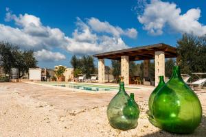 Bazén v ubytovaní IL Trullo Di Mamma Lucia-Luxury Villa alebo v jeho blízkosti