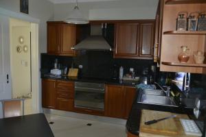 Nhà bếp/bếp nhỏ tại Bella Via's Home +10 ảnh