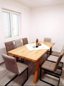 Posedenie v ubytovaní Apartmens Beach house