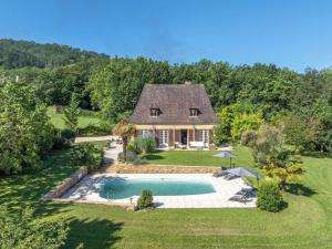 Πισίνα στο ή κοντά στο Charmante maison avec piscine privée au cœur du Périgord - FR-1-824-22