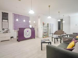 Kuchyňa alebo kuchynka v ubytovaní Lorf Hostel&Coffee