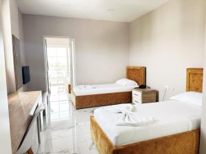 Φωτογραφία από το άλμπουμ του Hotel IONI-AN Ksamil σε Εξαμίλι