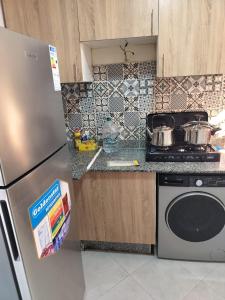 Una cocina o cocineta en Anza Miftah Sahel