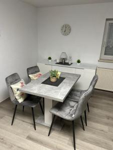 Fotografie z fotogalerie ubytování Souterrain Ferienwohnung Iphofen v destinaci Iphofen