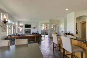 Gallery image of Country Club Home with Pool and Spa, 2 Mi to Coachella in Indio