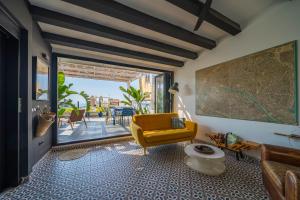 Posezení v ubytování CAN MARTINEZ Calella Beach Boutique Apartment