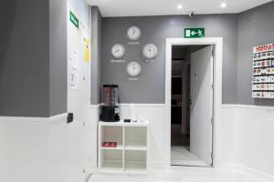 Zdjęcie z galerii obiektu Hostal Overnight Madrid w Madrycie
