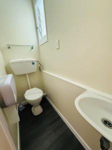 Gallery image of Colonial City Motel in Hamilton +9 photos