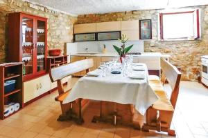 Dapur atau dapur kecil di Secluded fisherman's cottage Cove Srhov Dolac, Hvar - 22095
