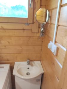 Koupelna v ubytování chalet le cocon de bois