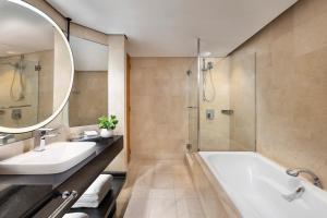 Koupelna v ubytování JW Marriott Auckland