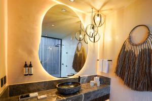 Koupelna v ubytování Trobbu Boutique Collection Tulum